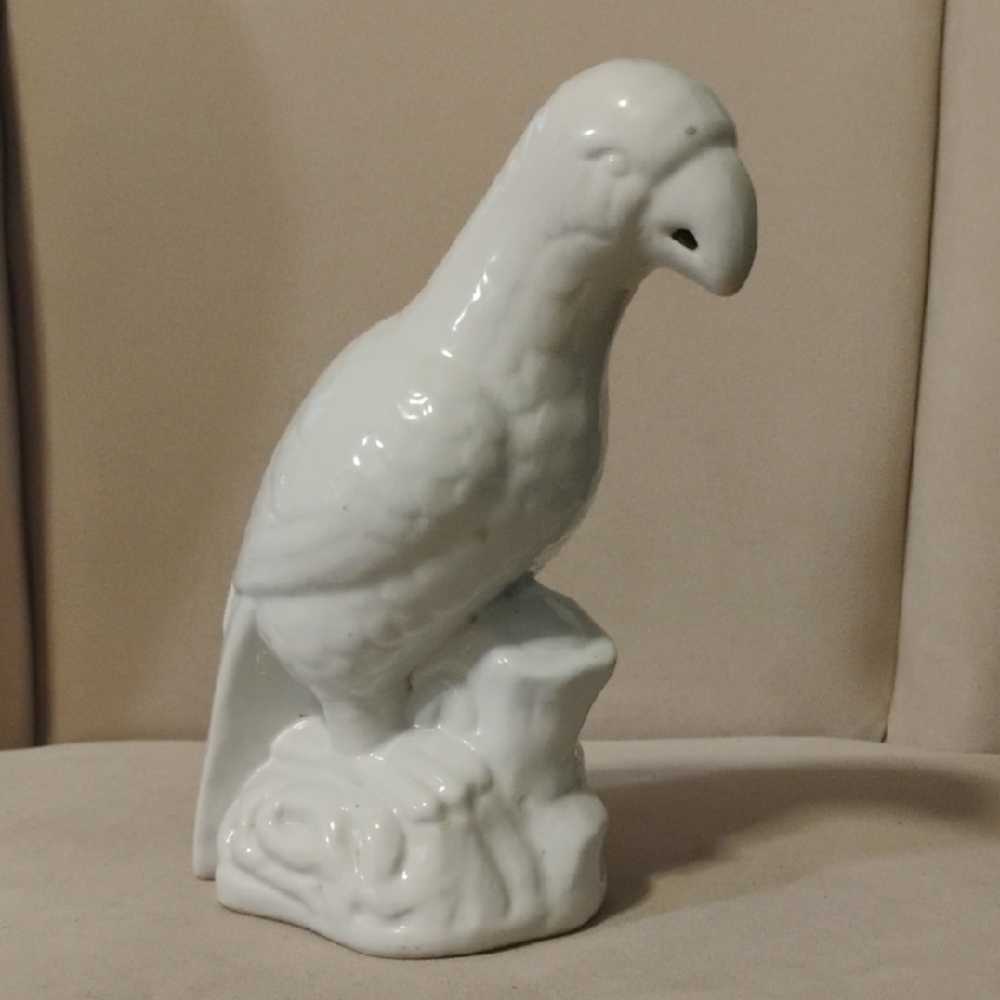 Chinese Blanc De Chine Porcelain Parrot Roof Tile